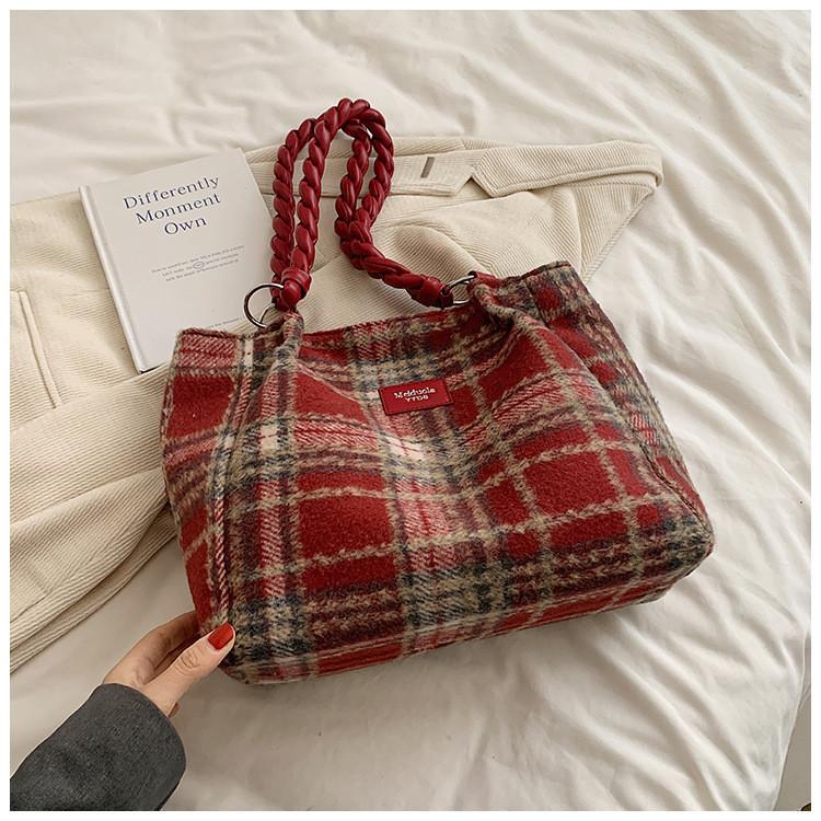 Große Karomuster Street Style Tragetasche für Damen mit hochwertigem Gefühl 2023 Neue Herbst Winter Handtasche