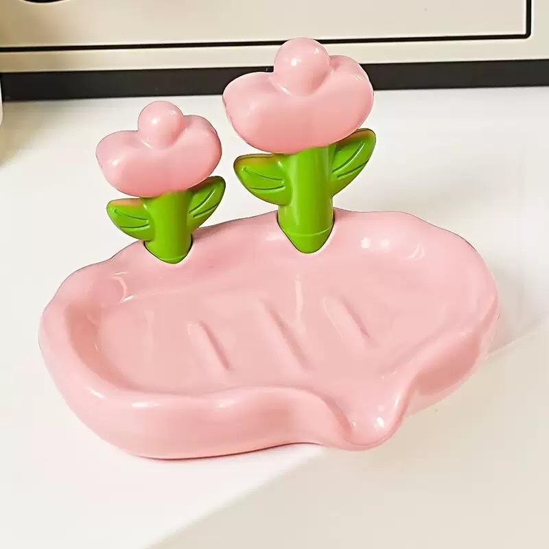 Soap Container Washbasin with Standing Water Duck Shaped High-end Bathroom Accessories Draining Must-have for Families