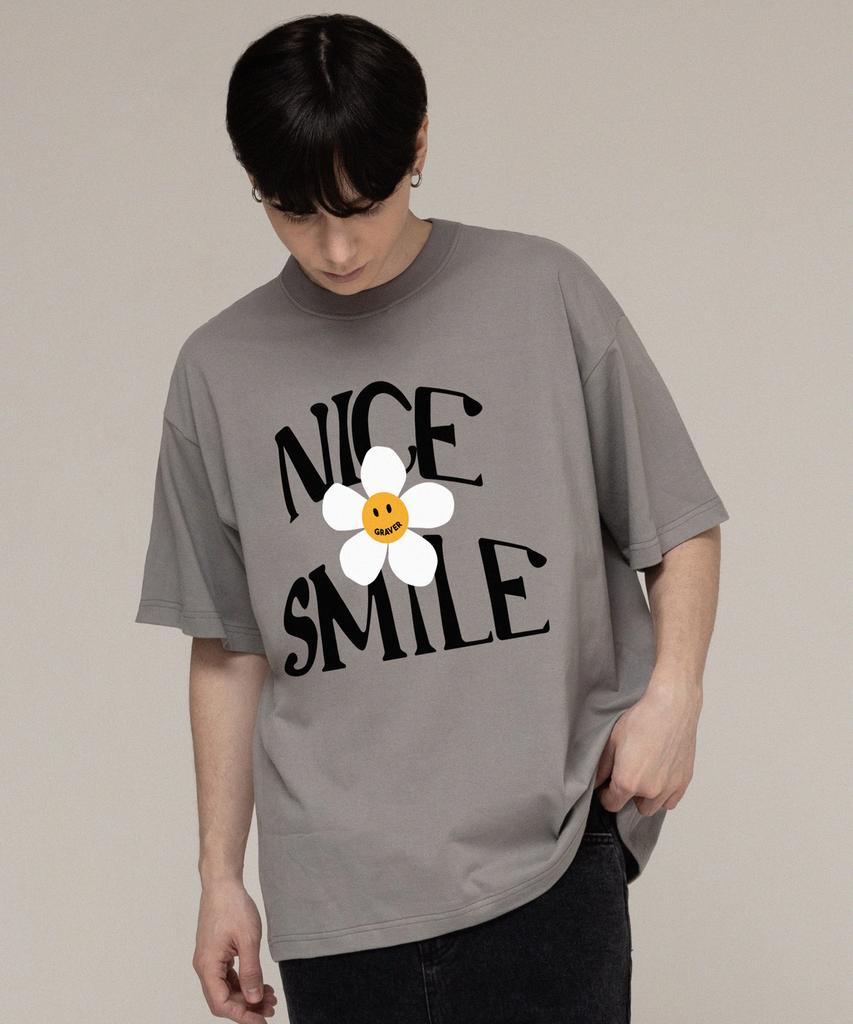 GRAVER [Unisex] Nice Smile Logo Flower Short Sleeve T-Shirt_Khaki Gray