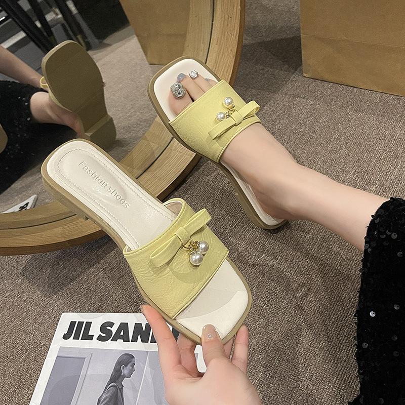 Fairy wind cool slippers 2025 summer new classic cool slippers elegant, fashionable and comfortable outer one-word slippers female