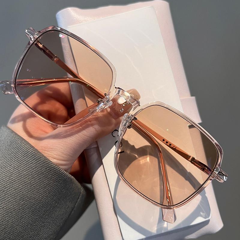 Ultralekkie Kwadratowe Pochromiczne Okulary Dla Kobiet Mężczyzn Vintage Zmieniające Kolor Okulary Przeciwsłoneczne Do Herbaty Okulary