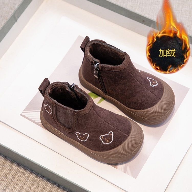 Korean version of girls embroidered bear short boots 2025 winter new two-cotton velvet warm boys non-slip sports cotton boots
