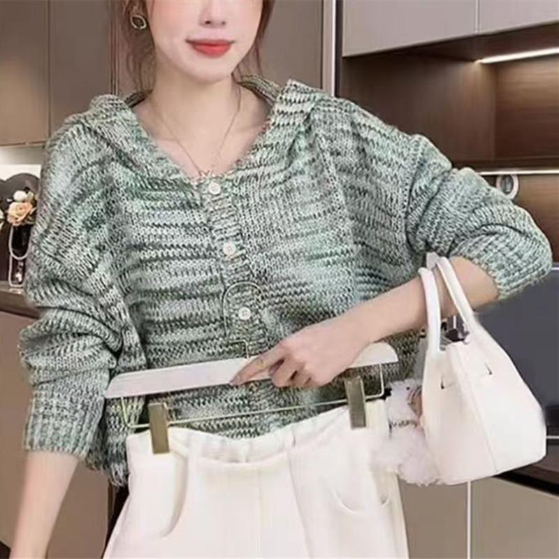 

Осеннее пальто новый топ женский высококлассный ретро свитер женский с капюшоном женский кардиган вязаный average size