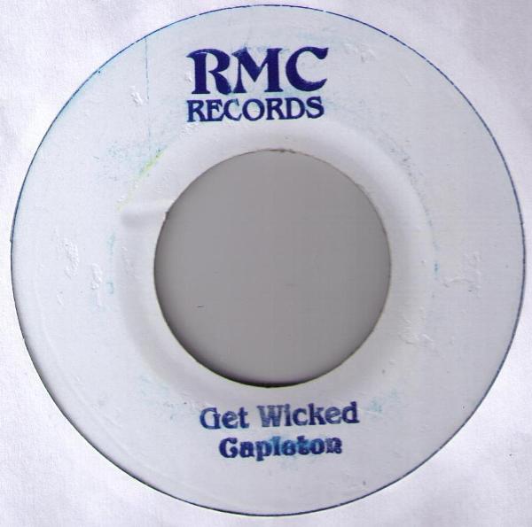

7inch Record CAPLETON / BOUNTY KILLER & MERCILES - Get Wicked / No One Cares NONE RMC Records Jamaica Reggae, Ska & Dub Used