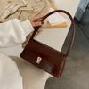 Popular women's bags autumn and winter baguette bags fashionable retro underarm bags versatile atmosphere portable temperament shoulder bags