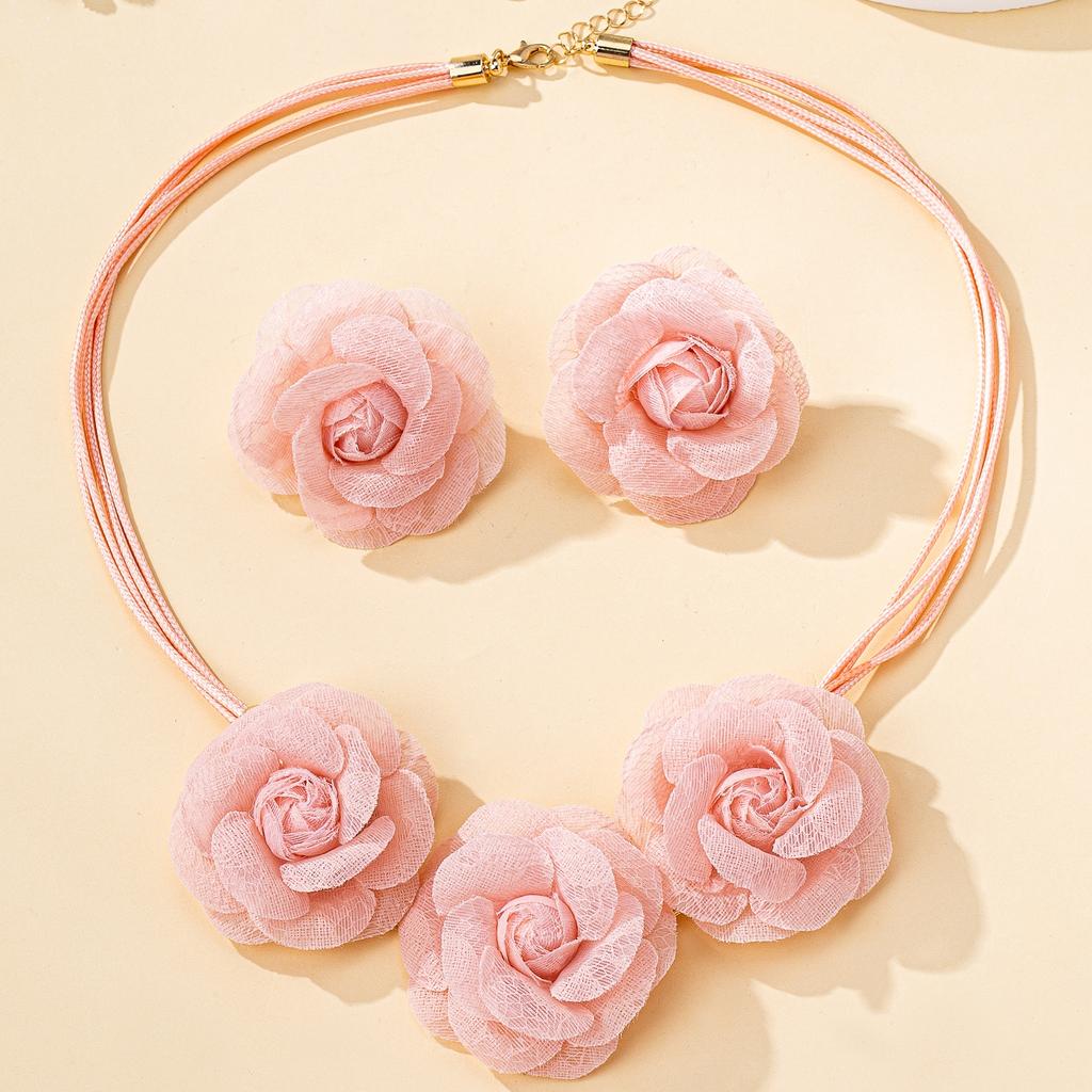 Damen Schmuckset, Rosa Stereo Blume Elegant und Romantisch Böhmischer Stil Halskette und Ohrringe Set, Geeignet für den täglichen Gebrauch und Urlaubsbekleidung