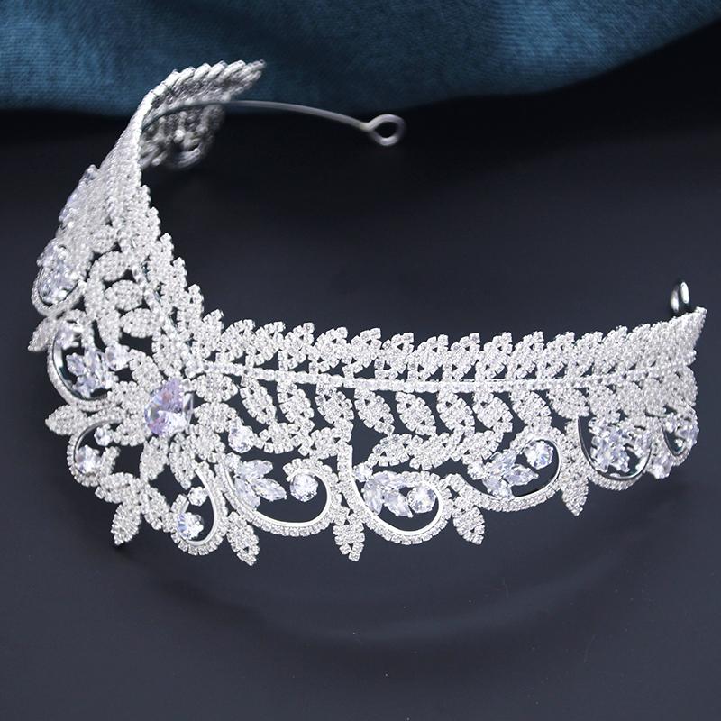 Tiares de luxe en strass Zircon Couronne de mariage Coiffe de mariée Couronne de fête d'anniversaire Accessoires pour cheveux de princesse en Zircon