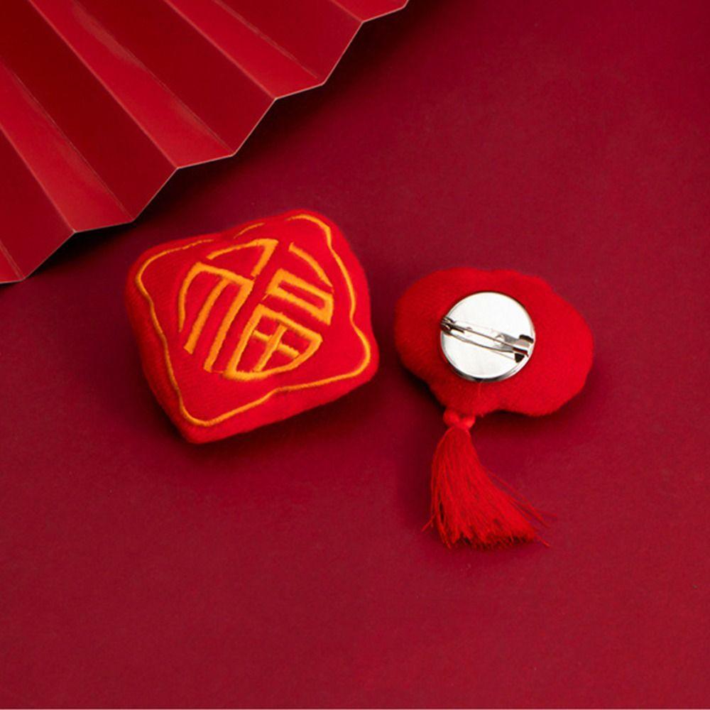 Lucky Spring Festival Pin Lapel Chinese Style Pin Kawaii New Year Badge Lunar New Year