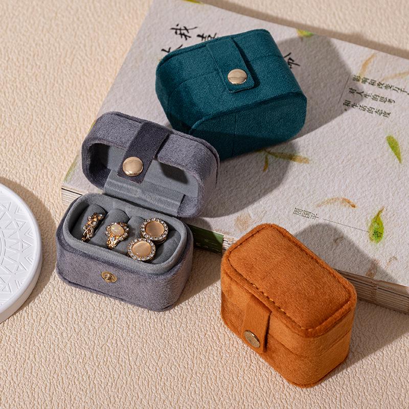 Minimalist Velvet Ring & Stud Earrings Gift Box