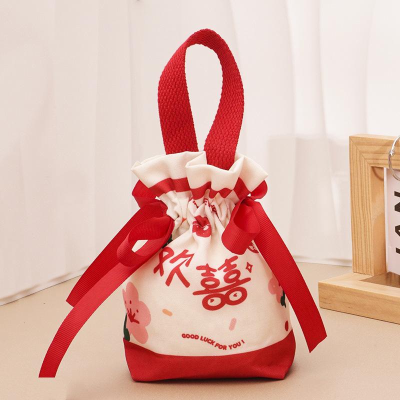 5 Pcs Retro Floral Print Candy Bag High-grade Chocolate Candy Favour Bags Portable Cloth Wedding Party Drawstring Candy Bags 
