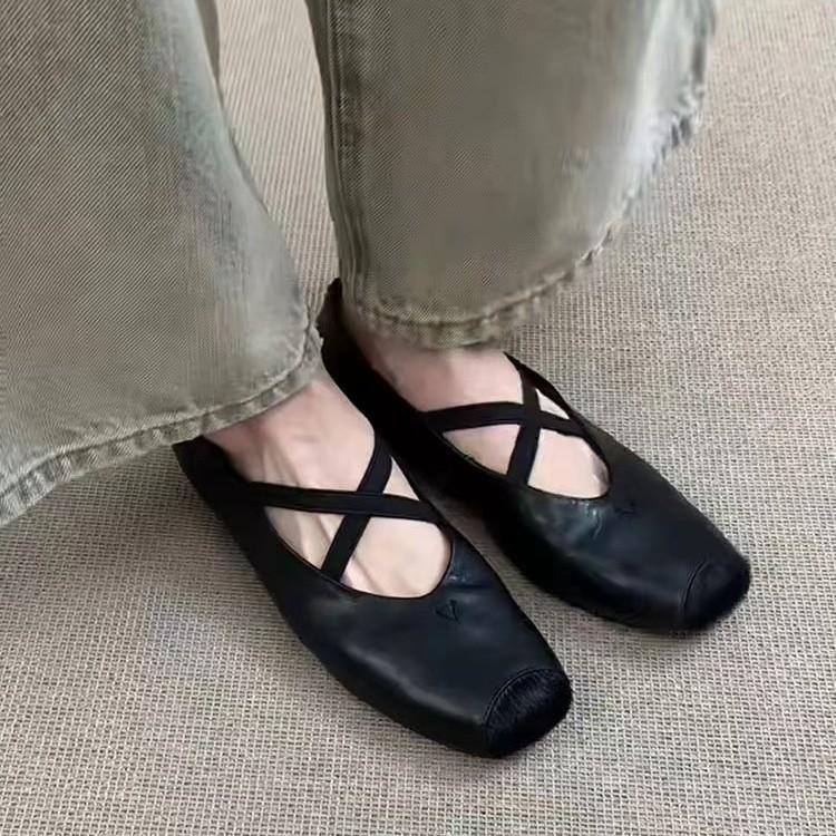 Sheepskin Version French Retro Flat Ballet Shoes Women's 2025 New Cross-strap Shallow Mouth Mary Jane Shoes Small Single Shoes