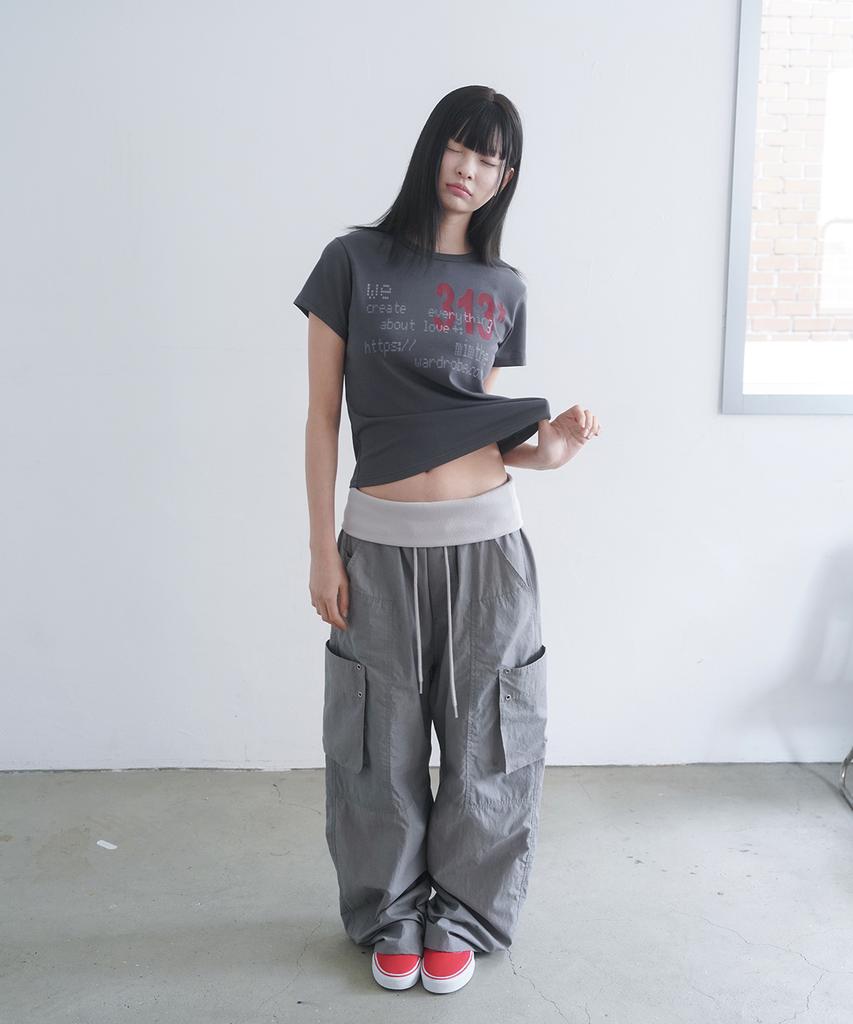 Mimdeowodeulobeu 313 Printed Crop T-Shirt_Charcoal