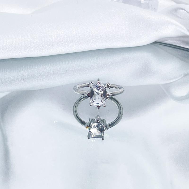2026 Simple Fashion Irregular Star Design Opening Ring Ins Cold Wind Personality Advanced Temperament Index Finger Ring Resizable