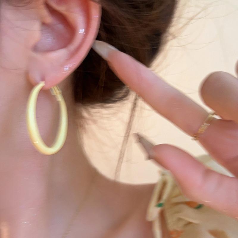 Summer cream pigment ring earrings women's new popular simple versatile stud earrings temperament sweet earrings