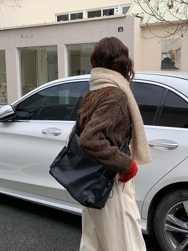 Soft PU Leather Women's Shoulder Bags Vintage Knotted Strap Crossbody Bag Simple Casual Large Capacity Female Work Tote Handbags