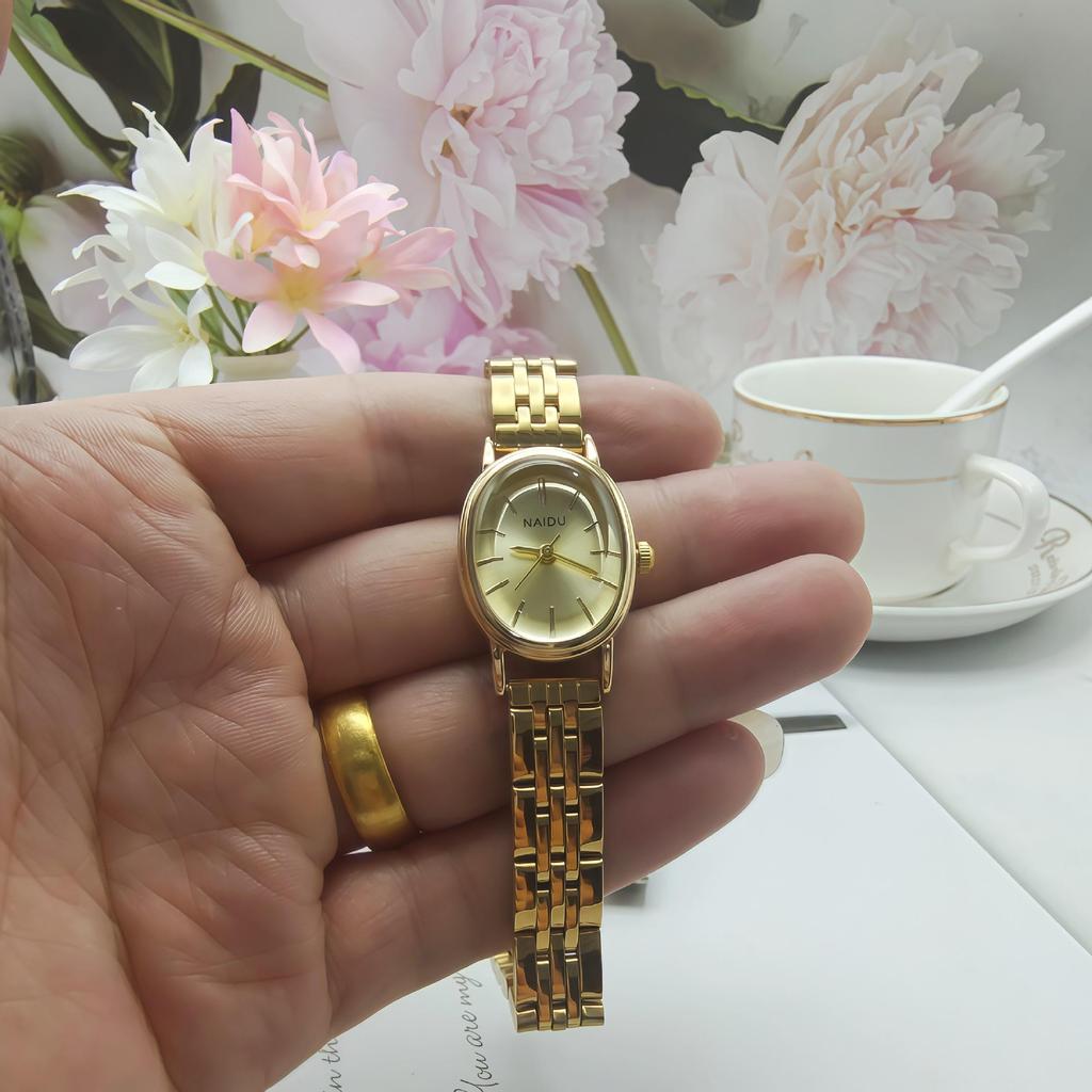NAIDU Oval Dial Steel Band Women's Luxury Quartz Watch with Stick Markers