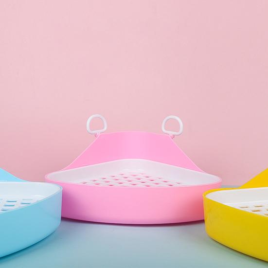 Small Pet Toilet Detachable Triangular Hollow Rabbit Litter Box for Ferrets Hamsters Cats Guinea Pig
