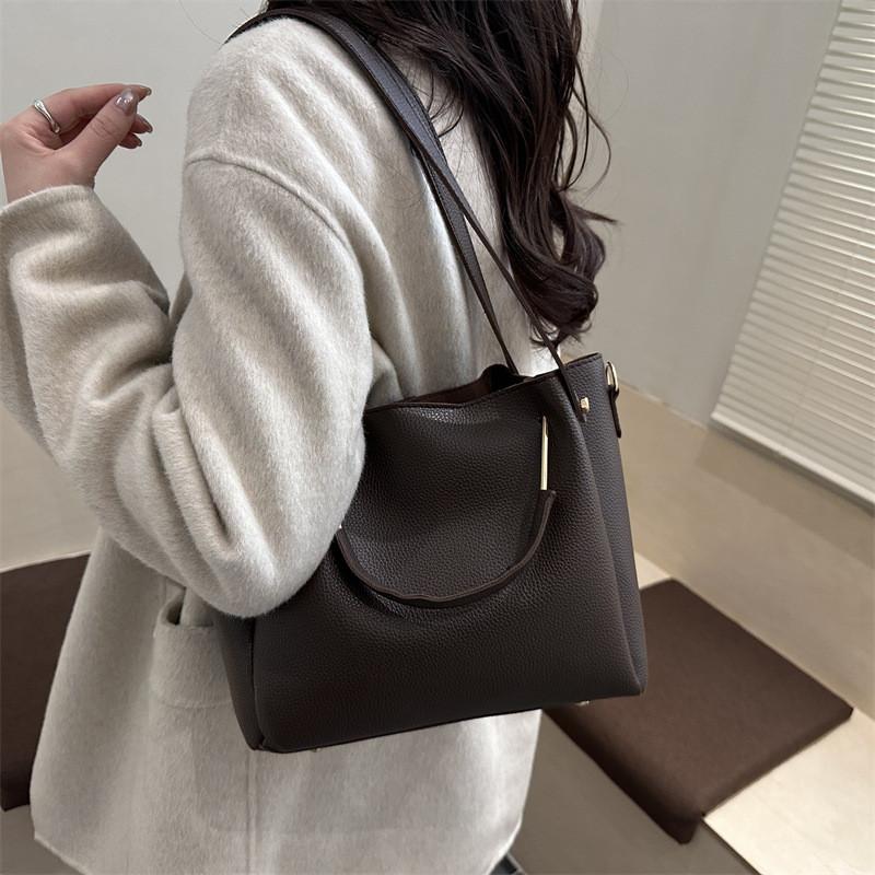 Street Style Large Pu Bucket Bag With Magnetic Closure For Casual Daily Use