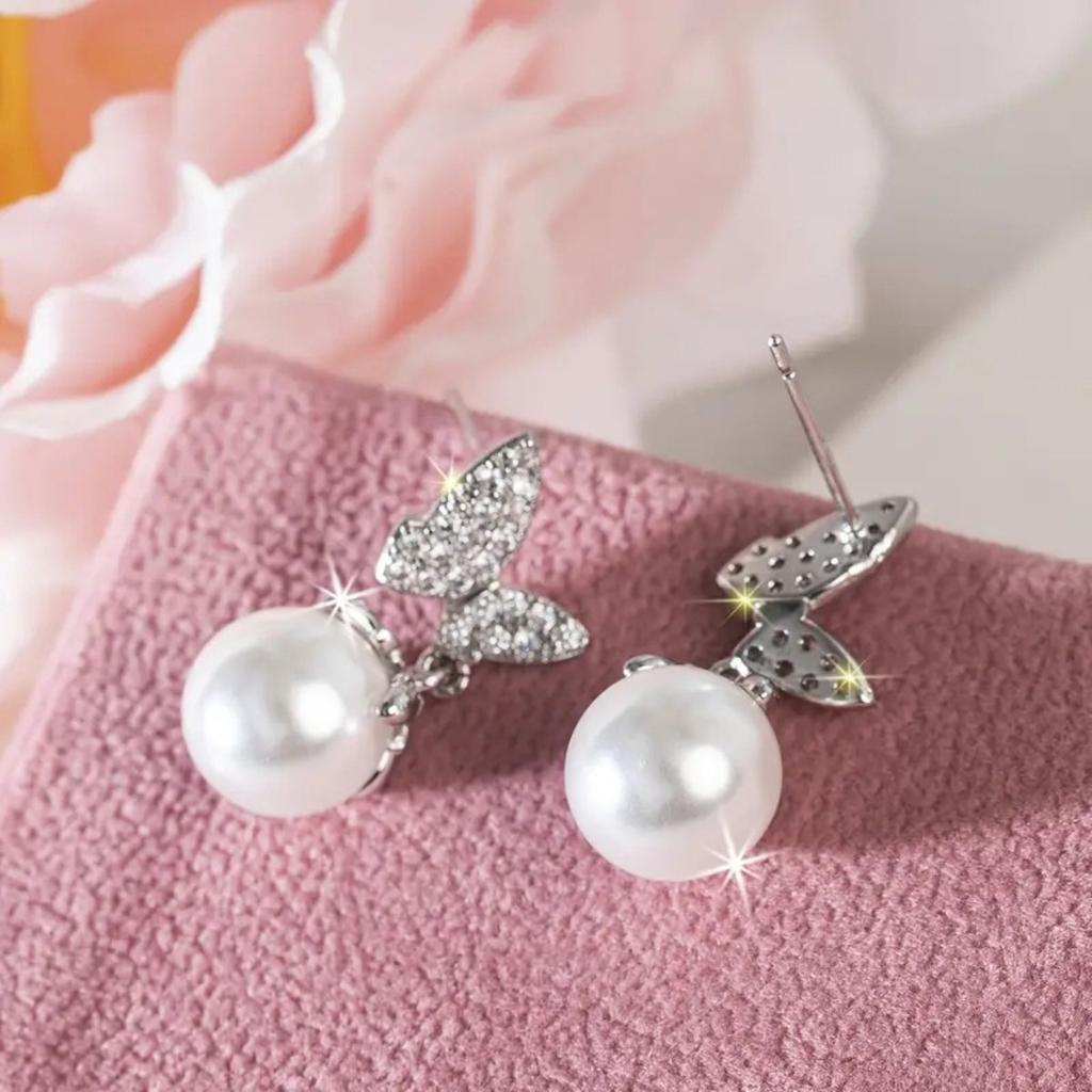 Sparkling Butterfly Pearl Drop Earrings for Women Elegant Silver Tone Dangle Earrings Fashion Daily Party Jewelry