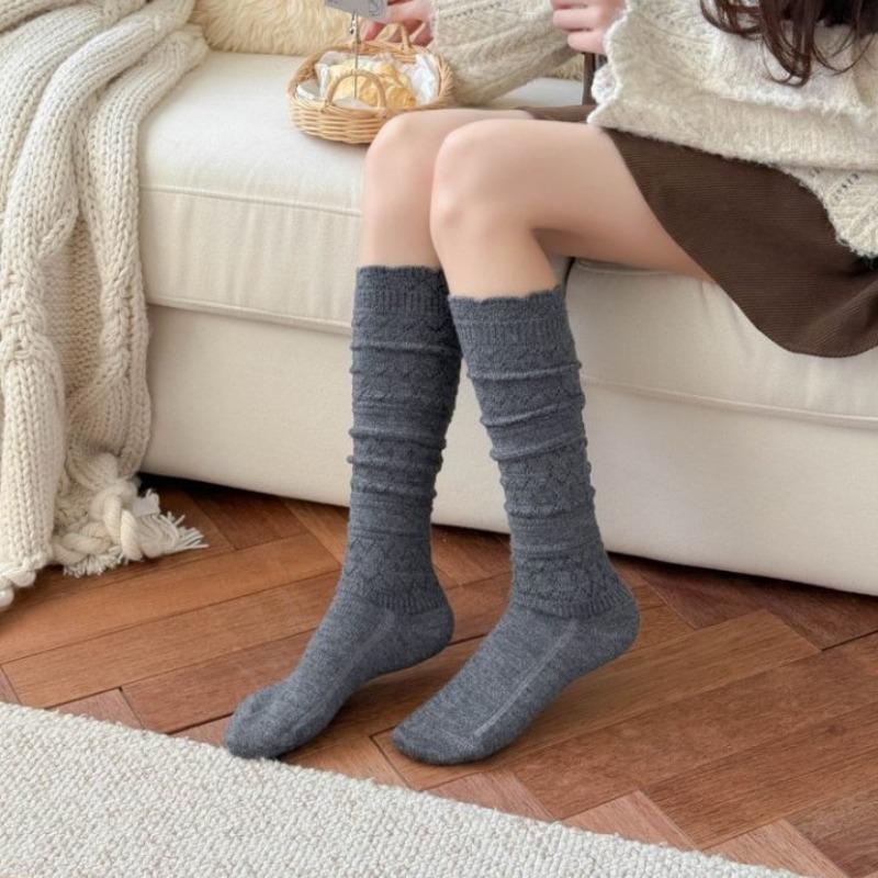 Ladies Autumn and Winter Warm Thickened Thin Legs Hollow Fishing Net Wool Pile Pile Calf Socks
