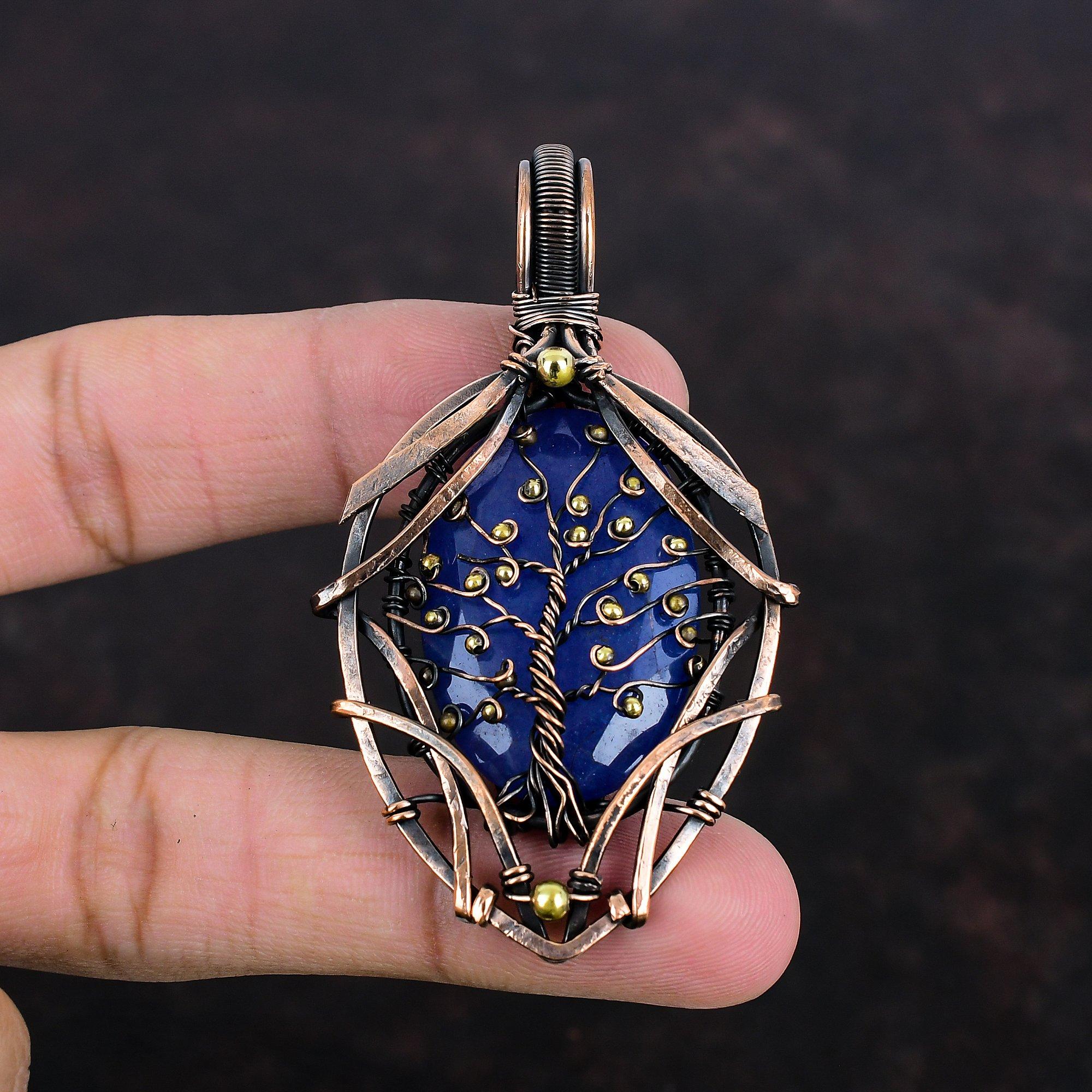 

Подвеска Древо Жизни с гранями из синего сапфира, оплетенная медной проволокой, ювелирное изделие ручной работы, подвеска из настоящего драгоценного камня, подарки для него, подвеска, оплетенная медной проволокой