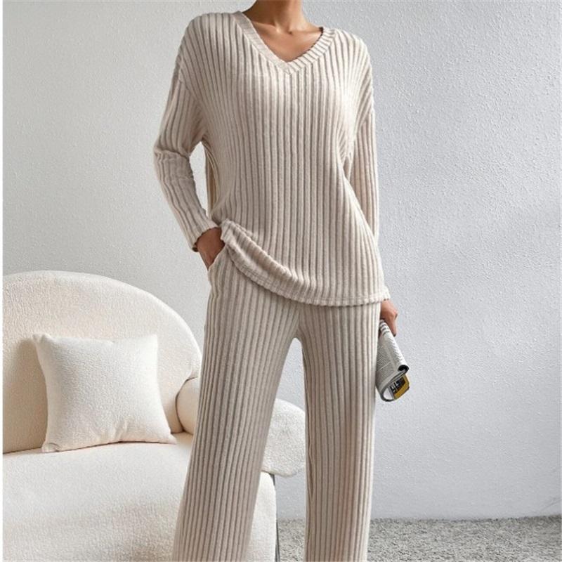 

Пижамный костюм из двух предметов Женский новый повседневный брючный костюм с прямыми штанинами Темпераментный свободный костюм с V-образным вырезом и трикотажем в рубчик XXL абрикосовый