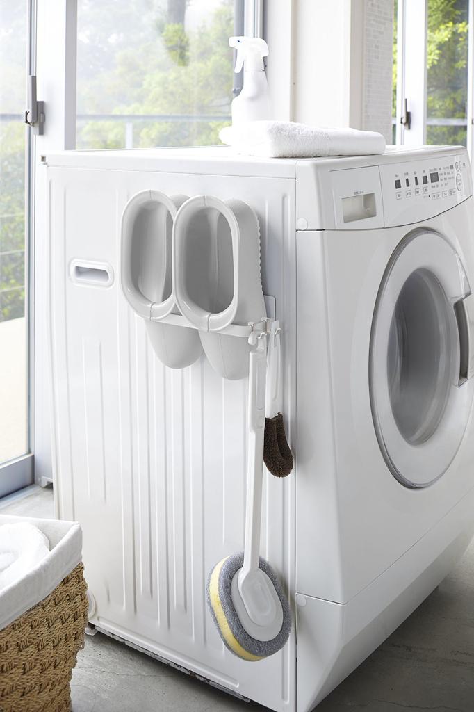 Yamazaki Magnetic Laundry Hanger Storage 6cm W x D x 26cm for Next to Washing with Laundry Product 3690 Rack, Small, White, Approx. 8.5cm H, Tower,