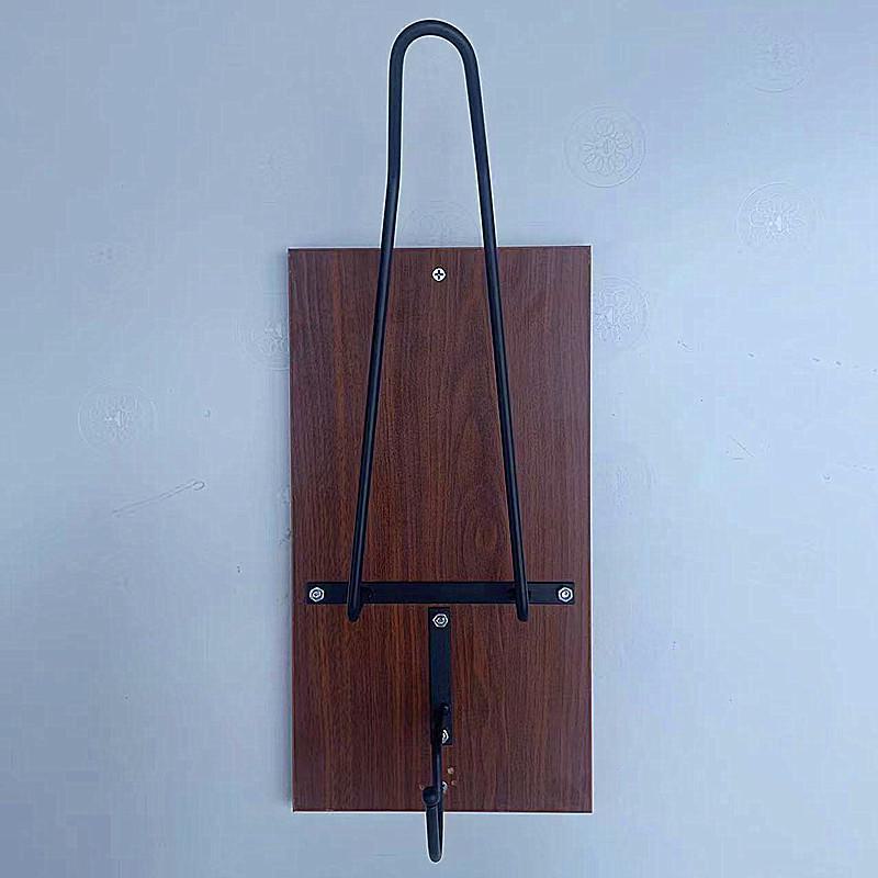 

Гачок для мотоциклетного шолома та куртки Wooden Board