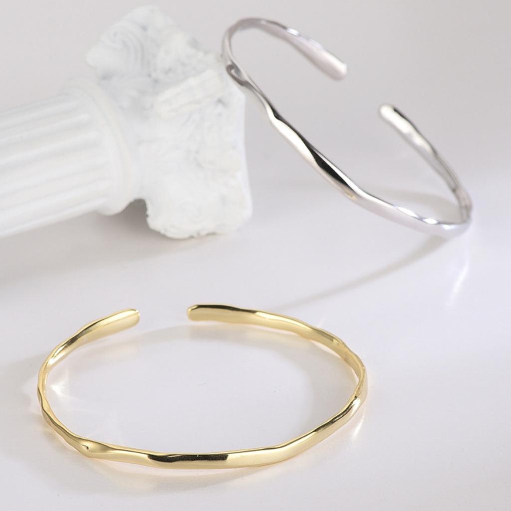 Htpwe Stainless Steel Irregular Möbius Ring Glossy Lava Bracelet Women 18k Gold Couple Holiday Gift Bracelet Party Daily Zircon