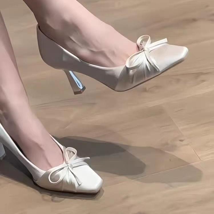 Bow High Heels Women's 2025 Spring and Summer New Pointed Temperament Party Light Mouth Beige Stiletto Single Shoes