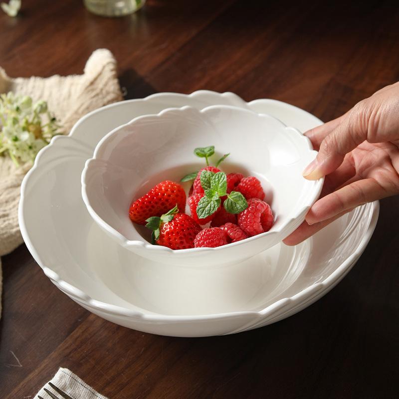 Petalshaped Ceramic Bowl White Underglaze Large Soup Salad Bowl Creative Hat Design for Home Restaurant Hotel
