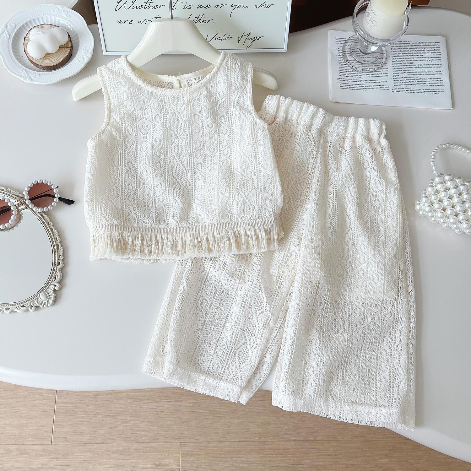 

Летний комплект для девочек Корейский комплект из кружевной сетчатой майки и брюк Милый комплект для девочек 140 бежевый