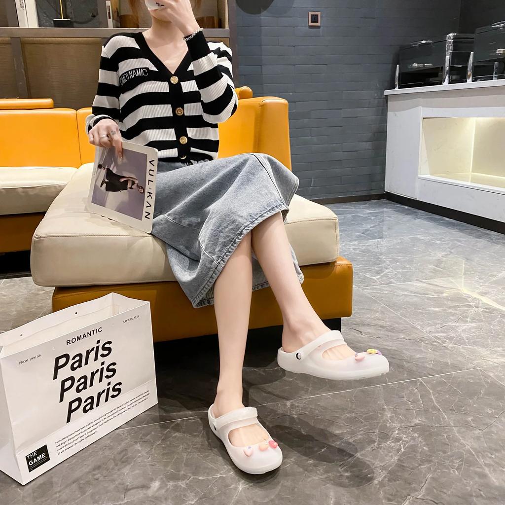 Fashion Cute Outside Slides 2025 Luxury Shoe Vip On Offer Eva Chic Elegant Women's Slippers and Ladies Sandals New Fashion Summer Shoes