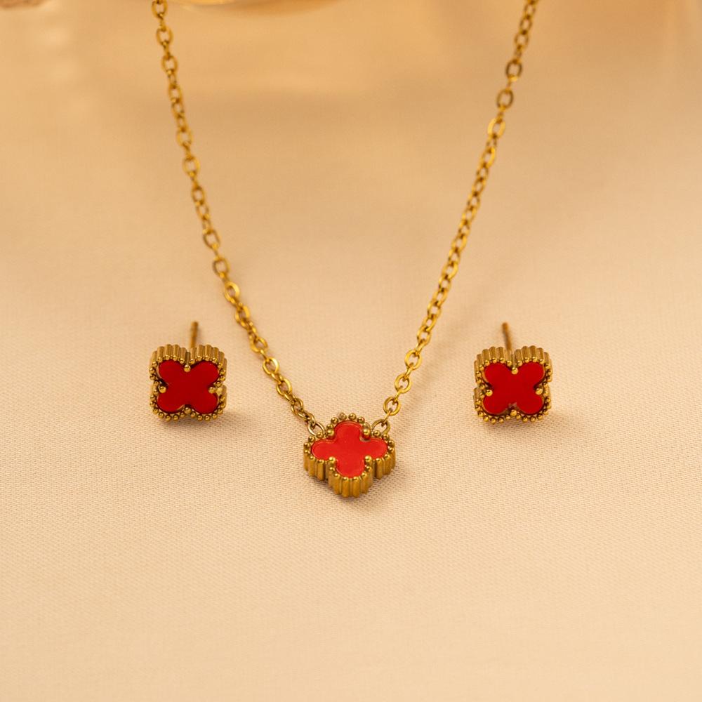Four-leaf Clover Jewelry Set Titanium Steel Simple and Stylish Five-leaf Flower Necklace and Earrings Two-piece Jewelry Set