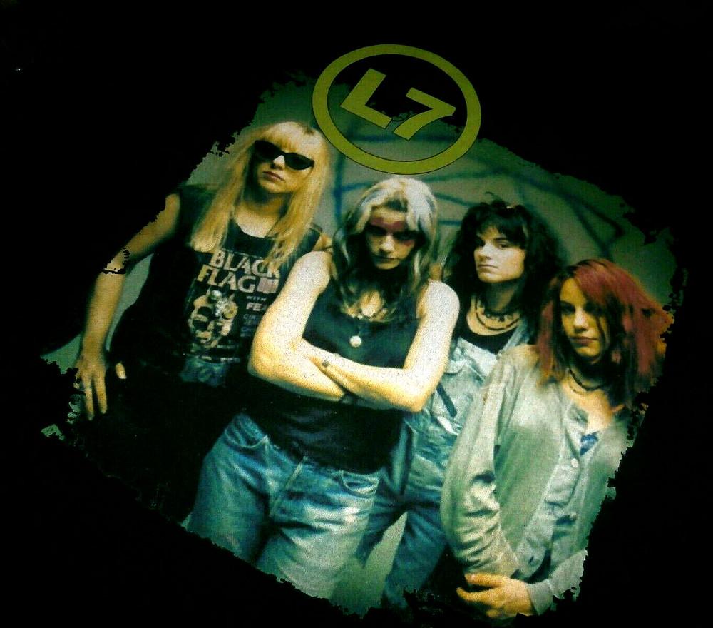 Smell the Magic Vintage L7 Band Shirt Short Sleeve Black Unisex S-5XL 1J0220 Unisex T-Shirt S