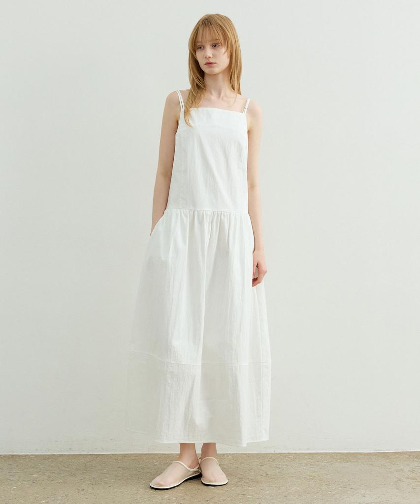 Artid Minimal Shirred Sleeveless Dress_White