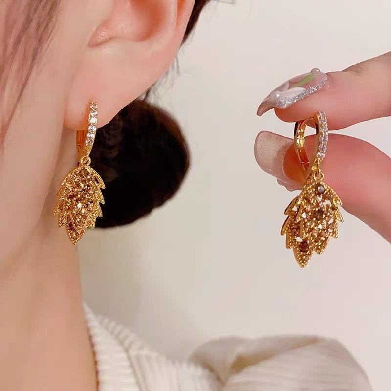Fashion Trend Unique Design Elegant Delicate Cubic Zirconia Water Drop Earrings Women Jewelry Party Premium Gift Wholesale