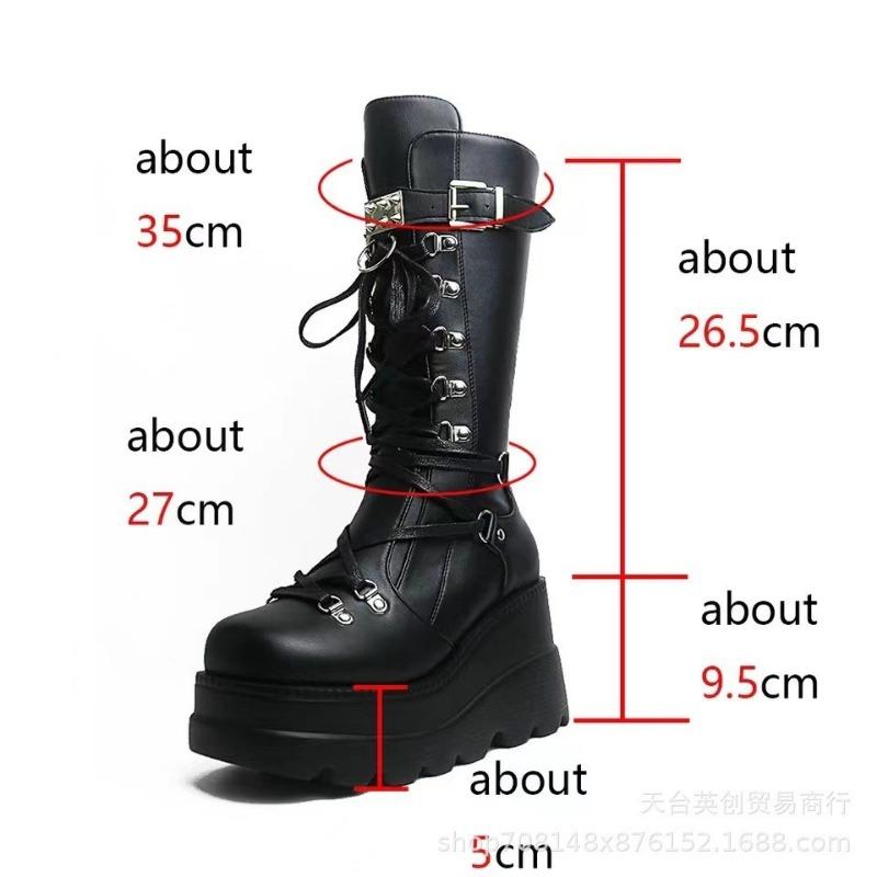 Muffin Platform Boots Autumn and Winter New Rivet Slope Heel Platform Boots Women's Large Size Knight Boots