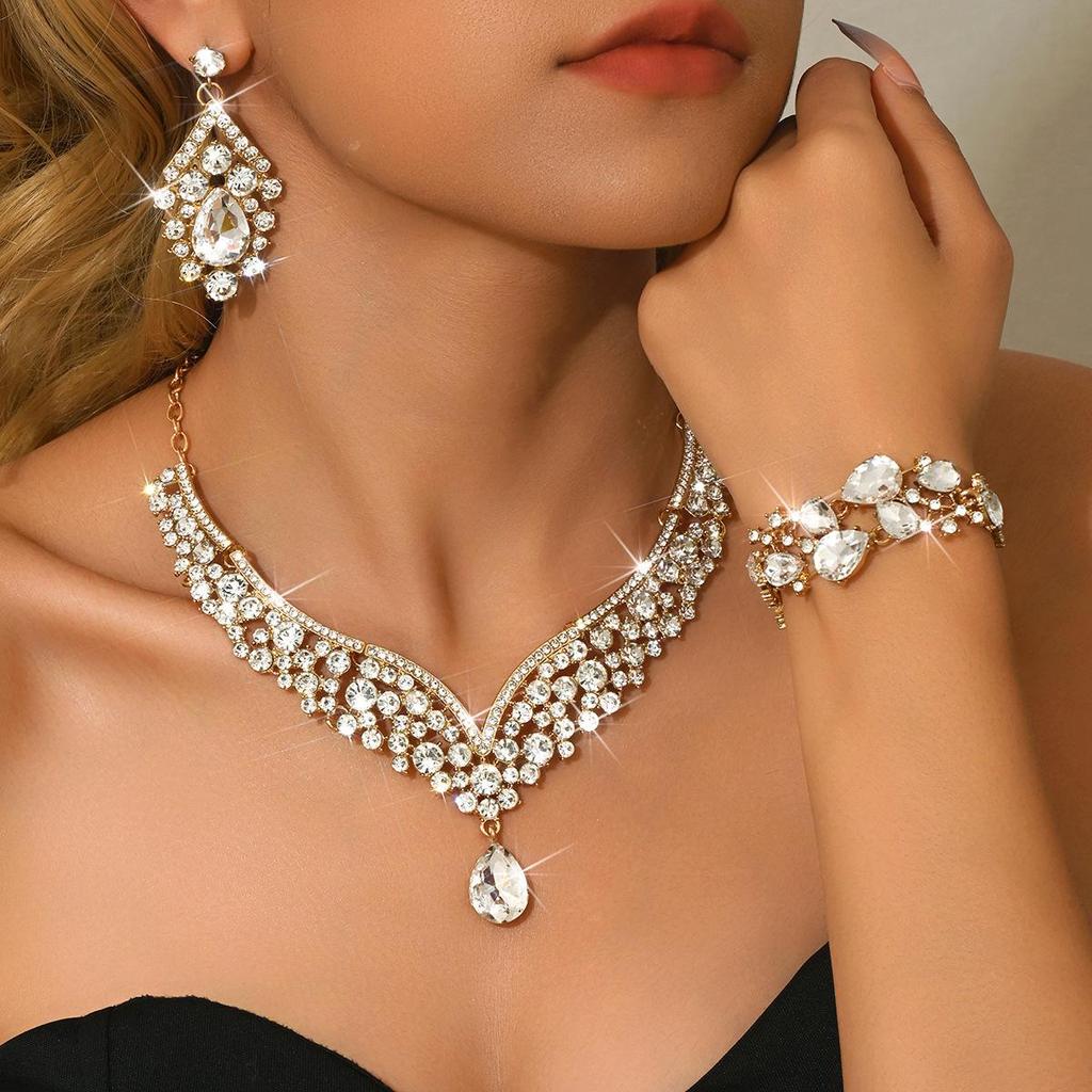 Retro Rhinestone Jewelry Necklace Set - Luxurious Evening Dress Accessories