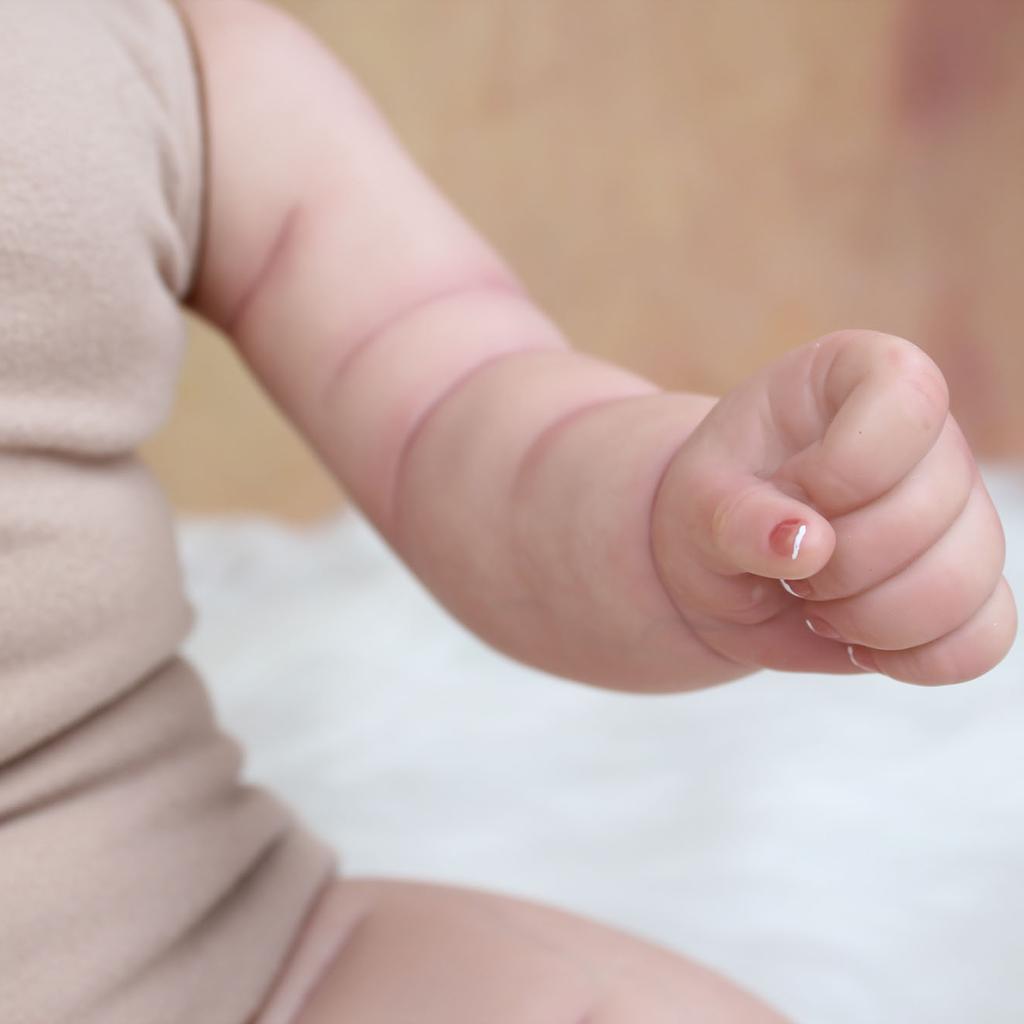 60 СМ Reborn Baby Doll Boy with 3D-Paint Skin М'яка силіконова тканина для кінцівок Body Girl Реалістичний малюк Bebe з судинною веною Іграшка Подарунок на день народження