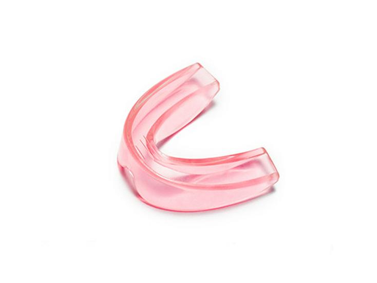 Gutiere ortodontice transparente dentare și sportive