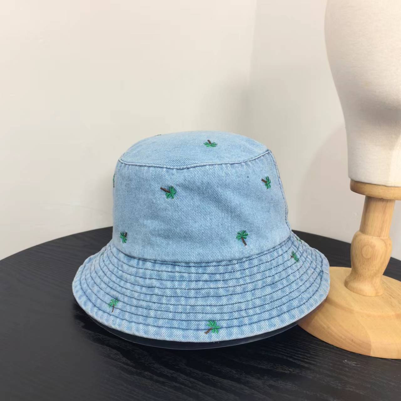 

Літо оригінальний вітрозахист від сонця сонцезахисний капелюх весна та осінь універсальний ретро капелюх-відро маленький свіжий денім капелюх-відро жіночий M（56-58cm） світло-синій колір