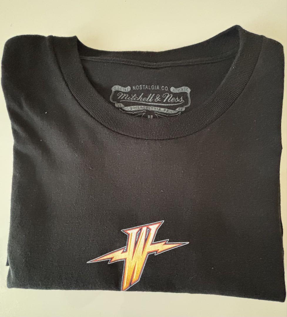 

[Б/У] Футболка BTS SUGA x NBA COLLAB TEE WARRIORS