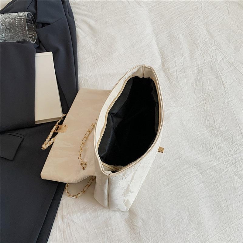 Fashion Soft PU Chain Shoulder Bags New Trend Women Crossbody Bag Versatile Commuting Casual Square Classic Ladies Handbags MIT