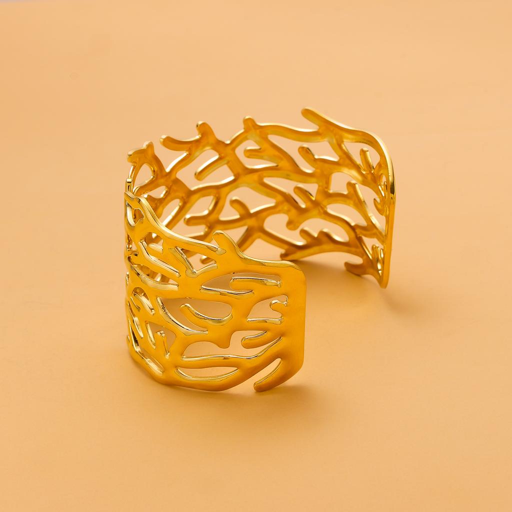 CARLIDANA High End Exaggerated Big Flower Hollow Out Leaf Open Wide Bangle Stainless Steel Non Tarnish Cuff Bracelet Women