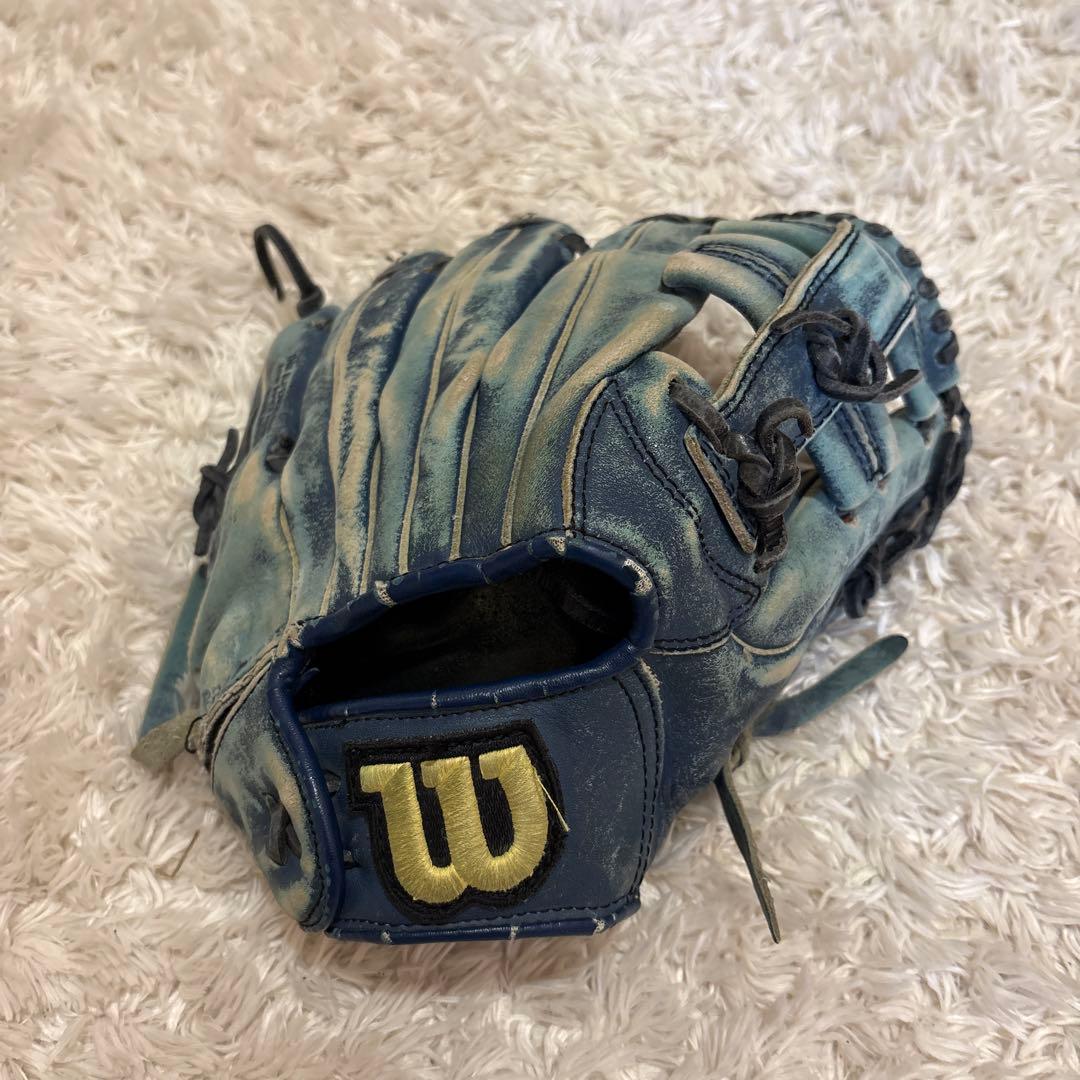 Used Wilson Blue Leather Soft Gloves Children