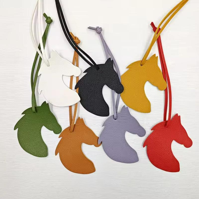 Retro Leather Horse Head Bag Charm Soft Durable Decor Accessory for Backpack Handbag Keychain Suitable for Daily Use Gifting