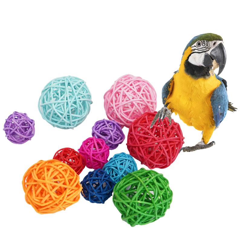 Juguetes para Pájaros Mascotas Juguetes para Masticar Juguete de Bola de Ratán para Pájaros Para Loro Periquito Periquito Calopsita Juguetes para Masticar Jugar Juguetes para Jaulas de Loros 5 uds