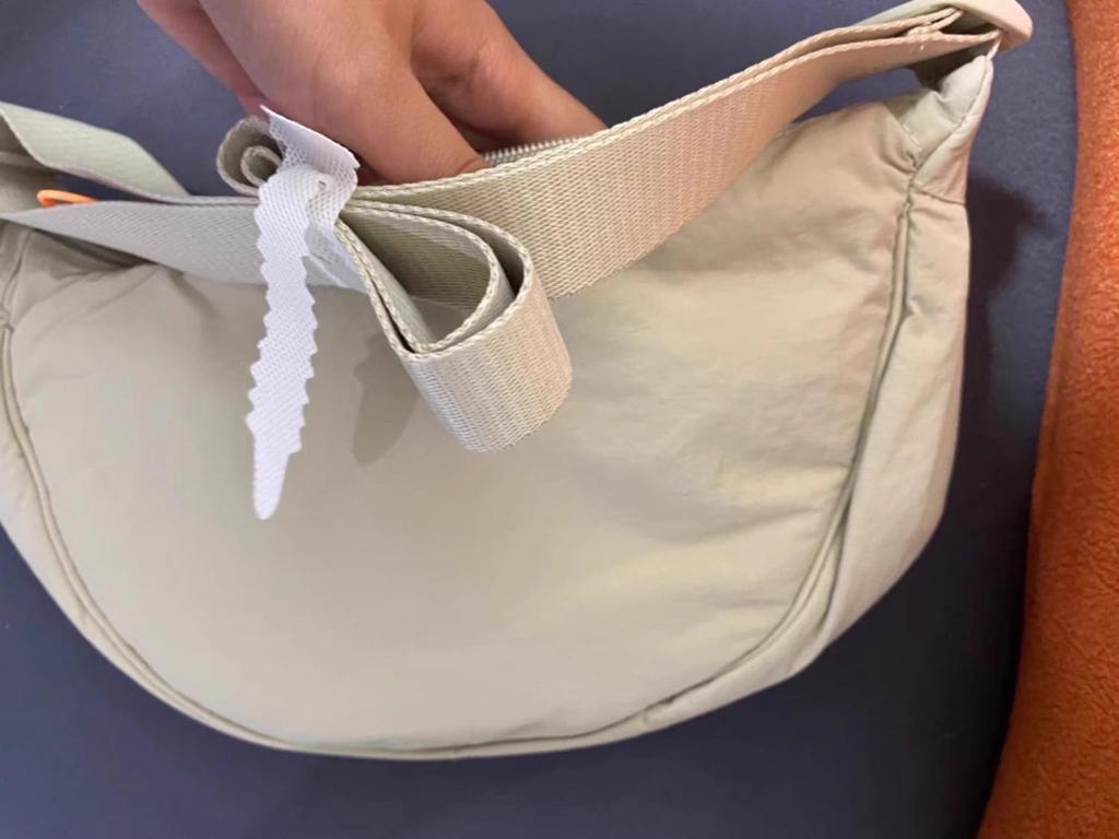 Free Shipping: Japanese Style Crossbody Dumpling Bag - Lightweight, Adjustable Shoulder Bag for Men and Women