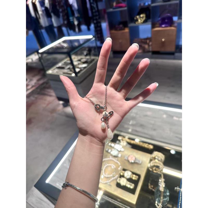 Pre-sale: Empress Dowager 2024 Fall/Winter Paperclip Brooch & Water Drop Pearl Necklace